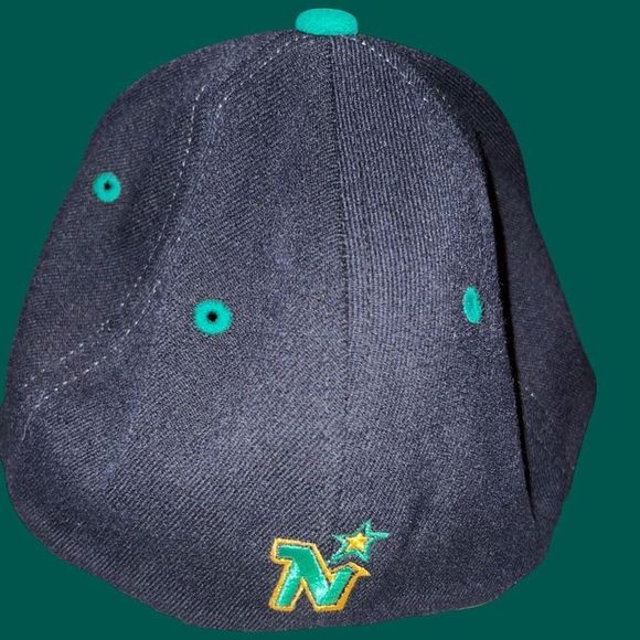 NHL North Stars Zephyr Fitted Cap Size M/L - Picture 2 of 5